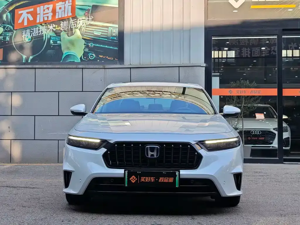 Honda Inspire PHEV 2025 из CN, фото 8