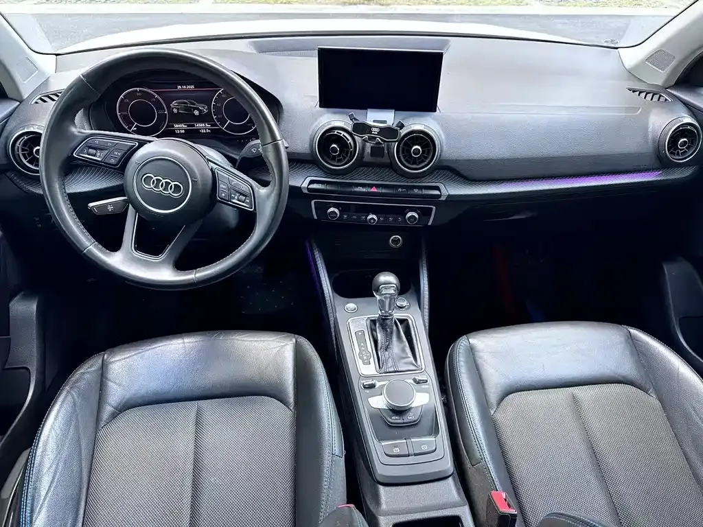 Audi Q2L e-tron 2021 из CN, фото 7