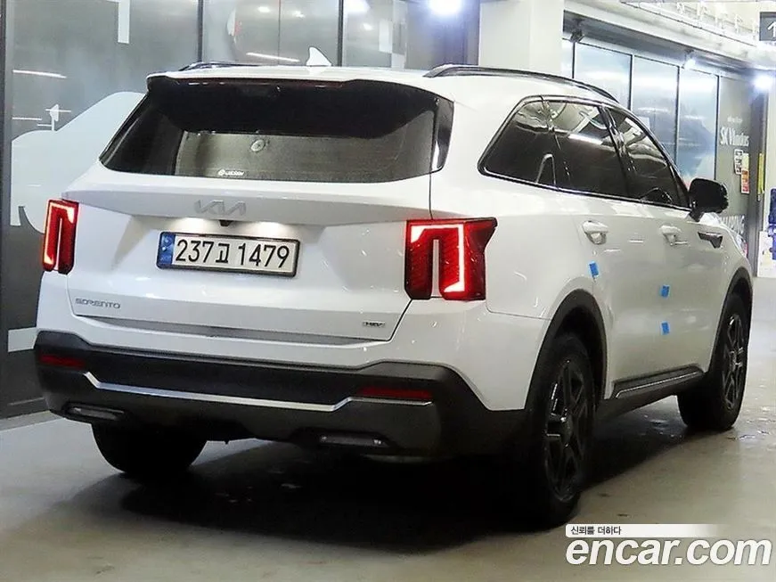 Kia Sorento — фото 8