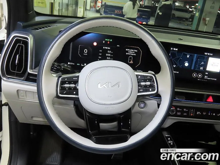 Kia Sorento — фото 9