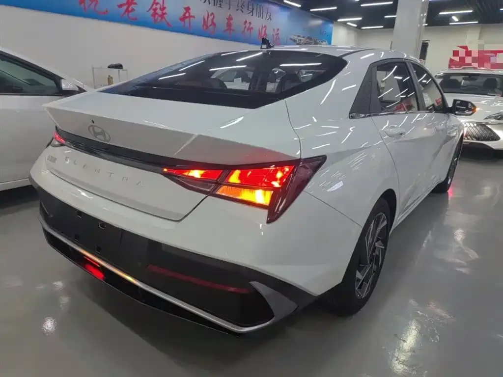Hyundai Elantra 2025 из CN, фото 7