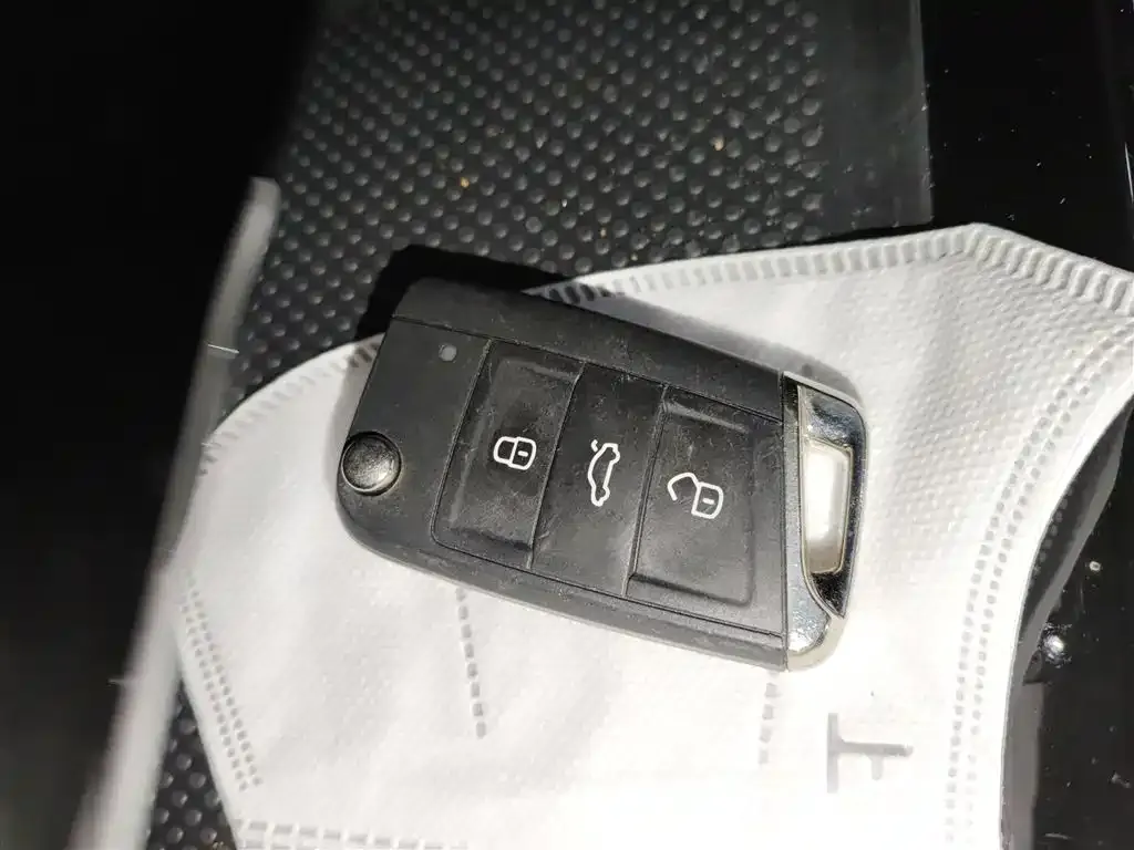 Volkswagen Sagitar 2024 из CN, фото 9