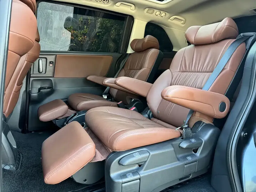 Honda Odyssey 2022 из CN, фото 2