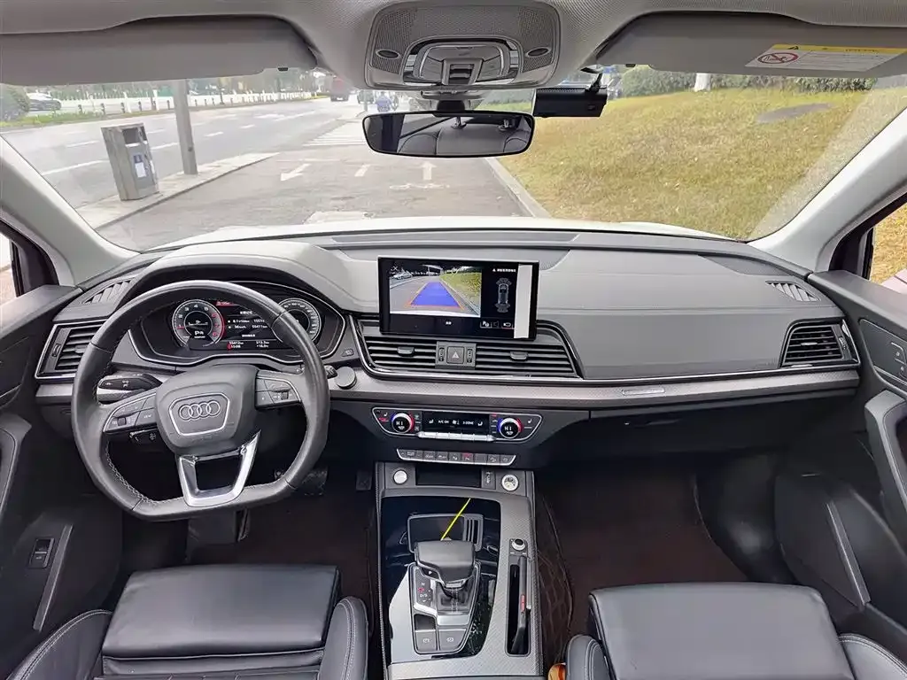 Audi Q5L 2022 из CN, фото 3