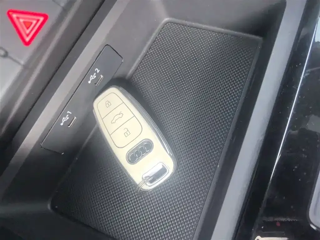 Audi A3 2023 из CN, фото 10