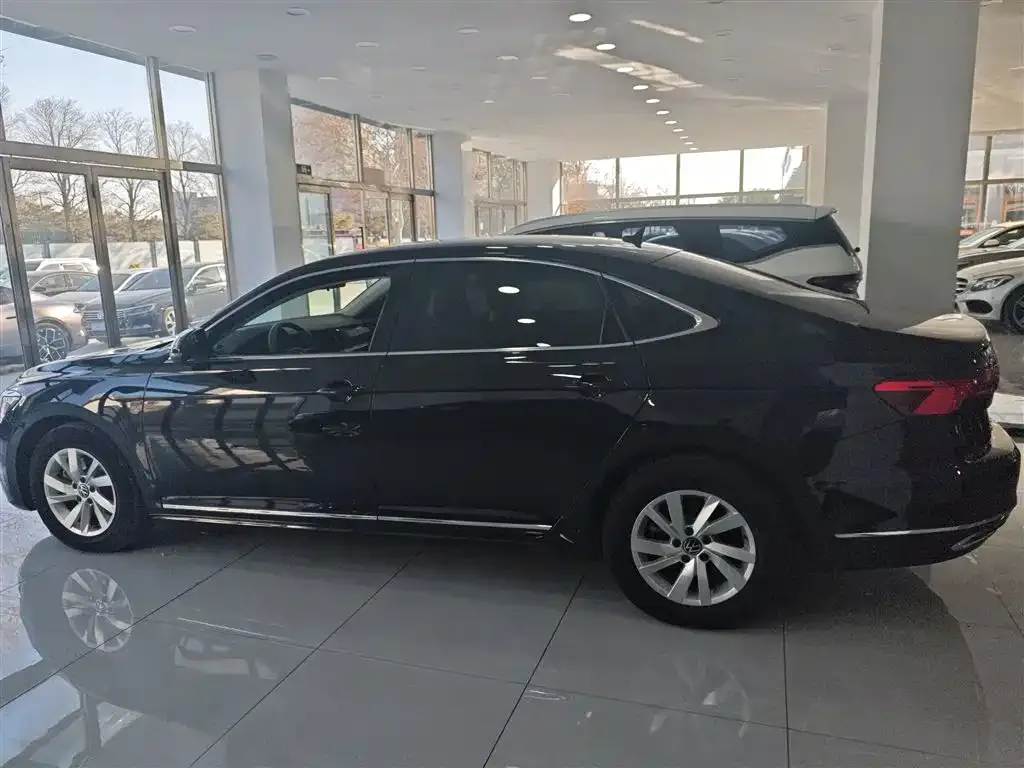 Volkswagen Passat 2021 из CN, фото 5