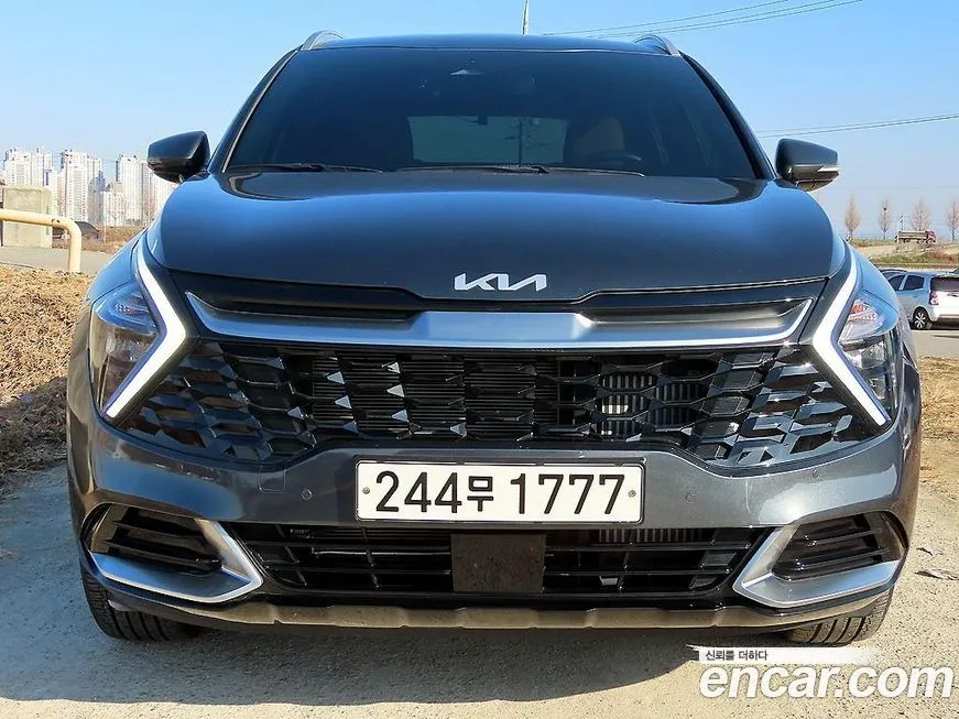 Kia Sportage — фото 1