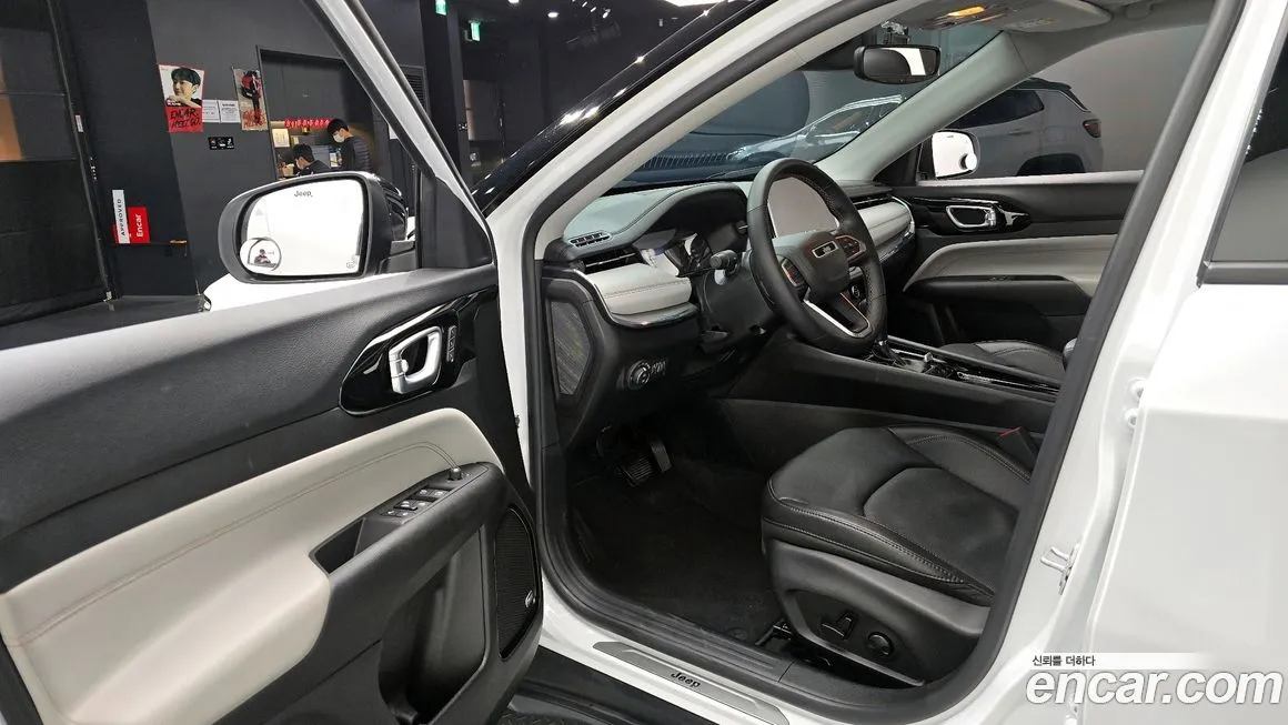 Jeep Compass 2022 из KR, фото 10
