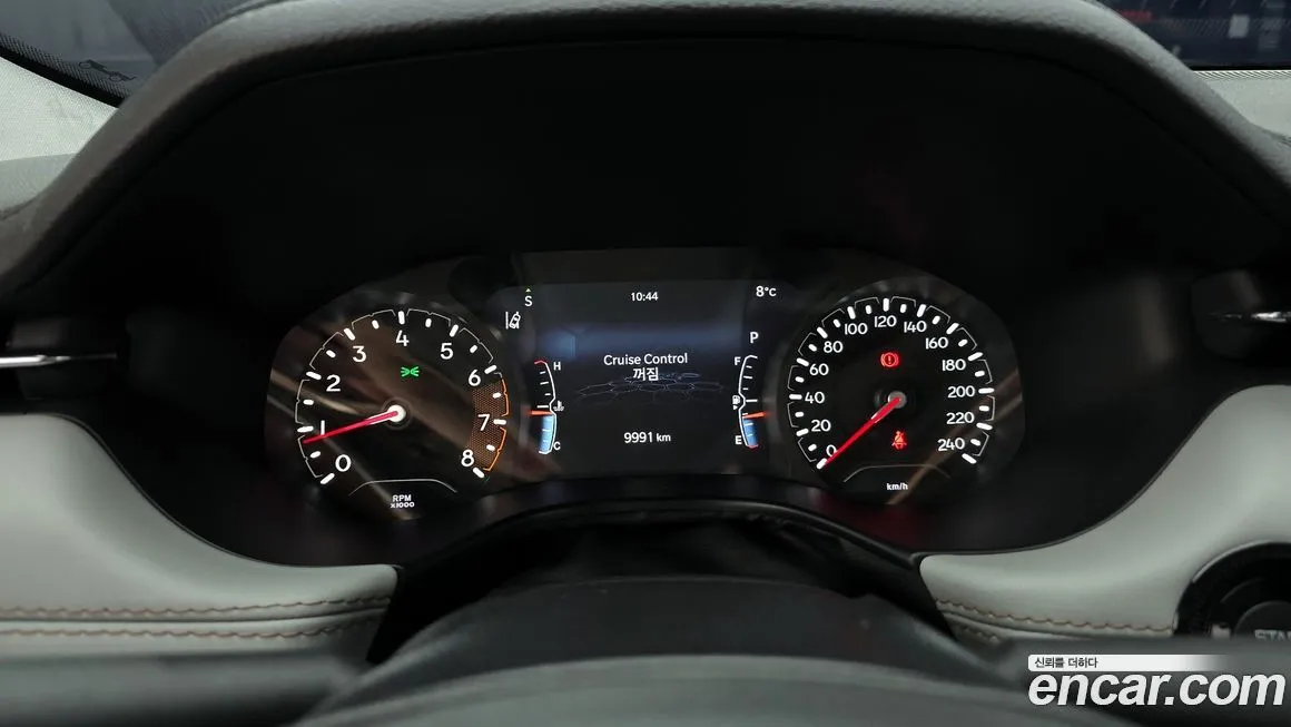 Jeep Compass 2022 из KR, фото 8