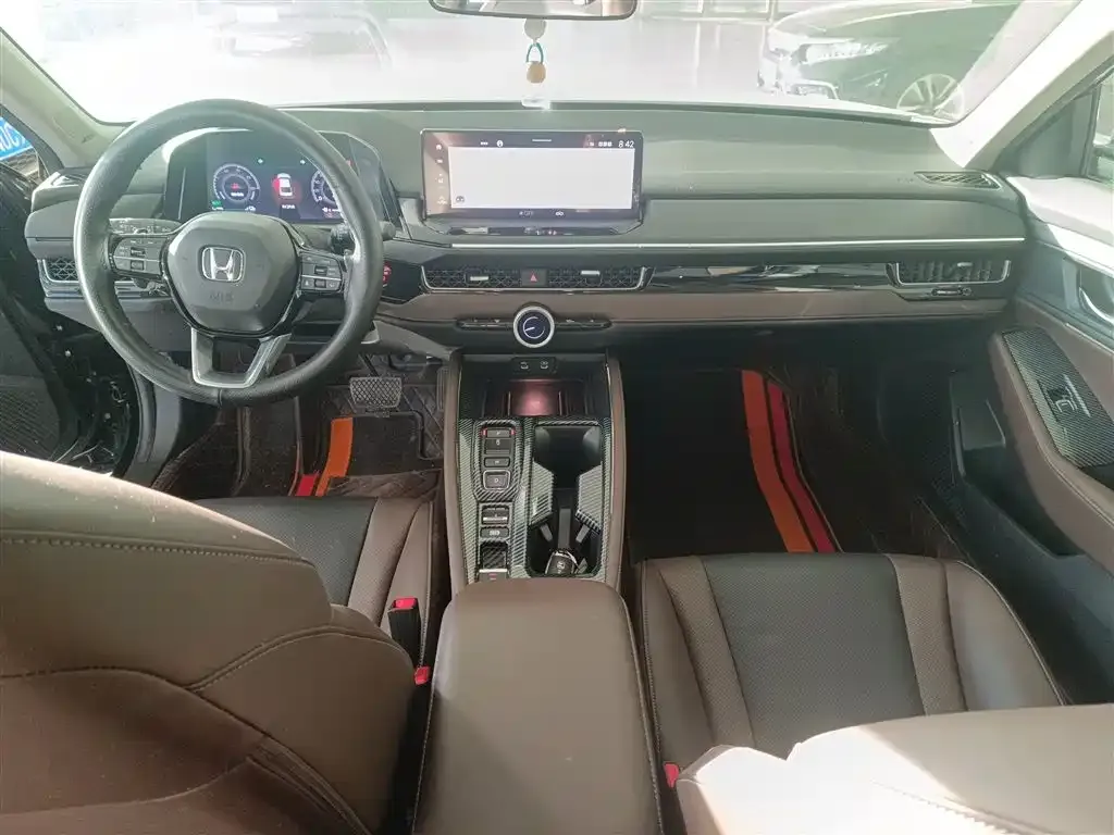 Honda Inspire PHEV 2024 из CN, фото 4