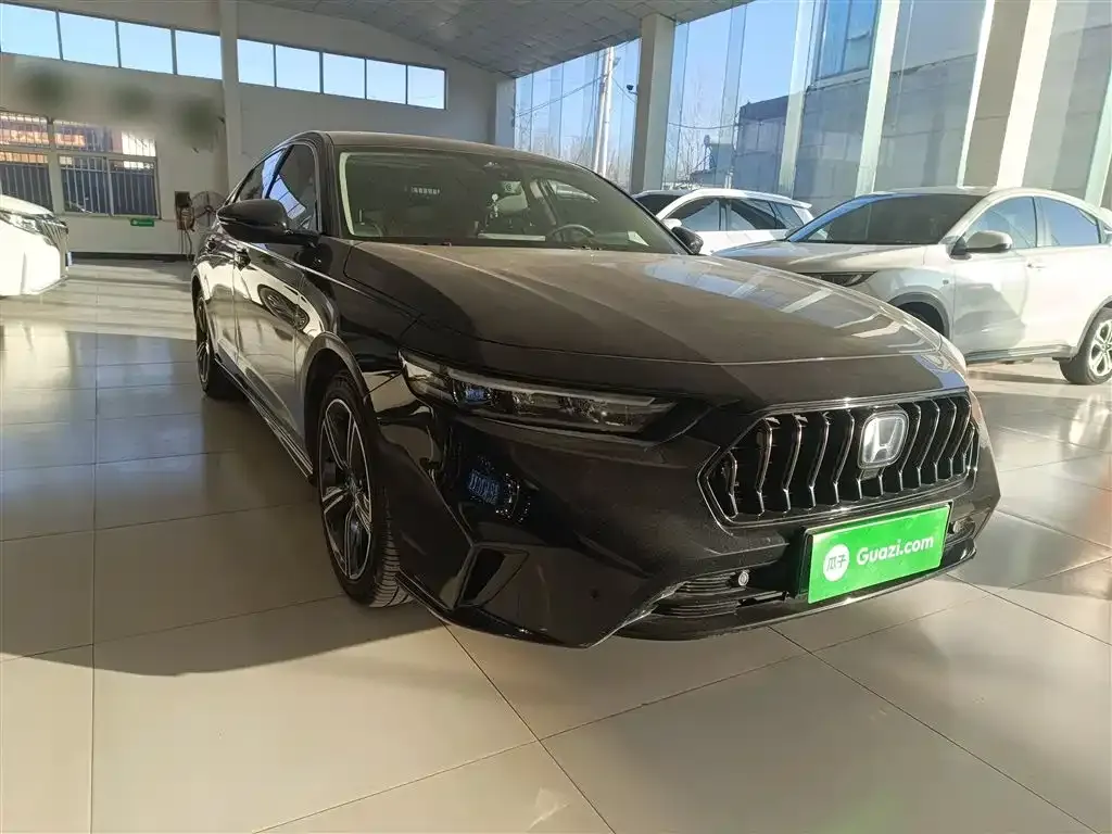 Honda Inspire PHEV 2024 из CN, фото 9