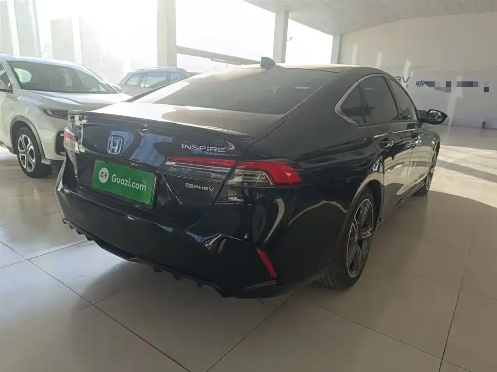 Honda Inspire PHEV 2024 из CN, фото 3