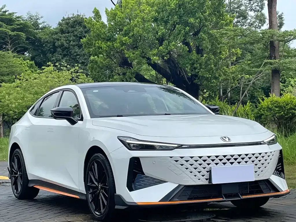 Changan UNI-V 2024 из CN, фото 3