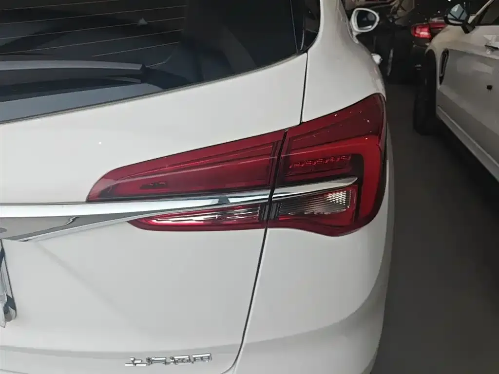 Buick Envision Plus 2021 из CN, фото 2