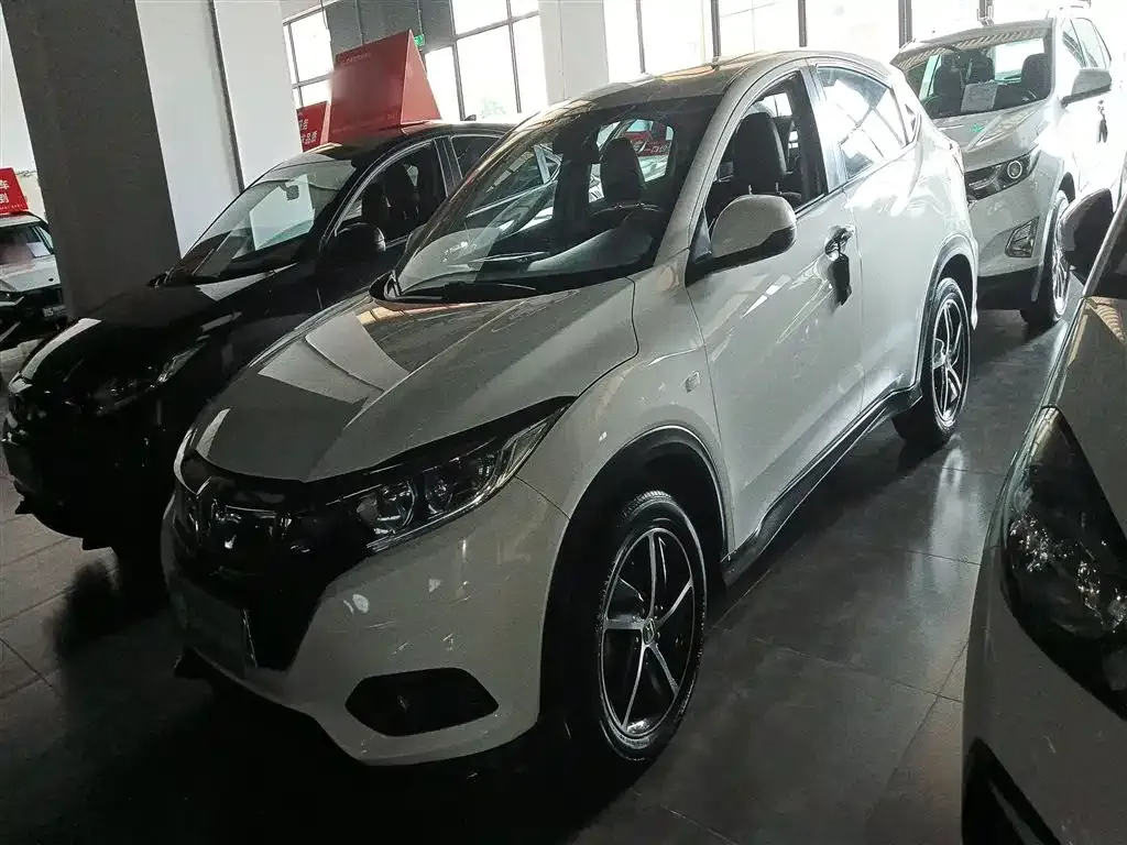 Honda Vezel 2021 из CN, фото 1
