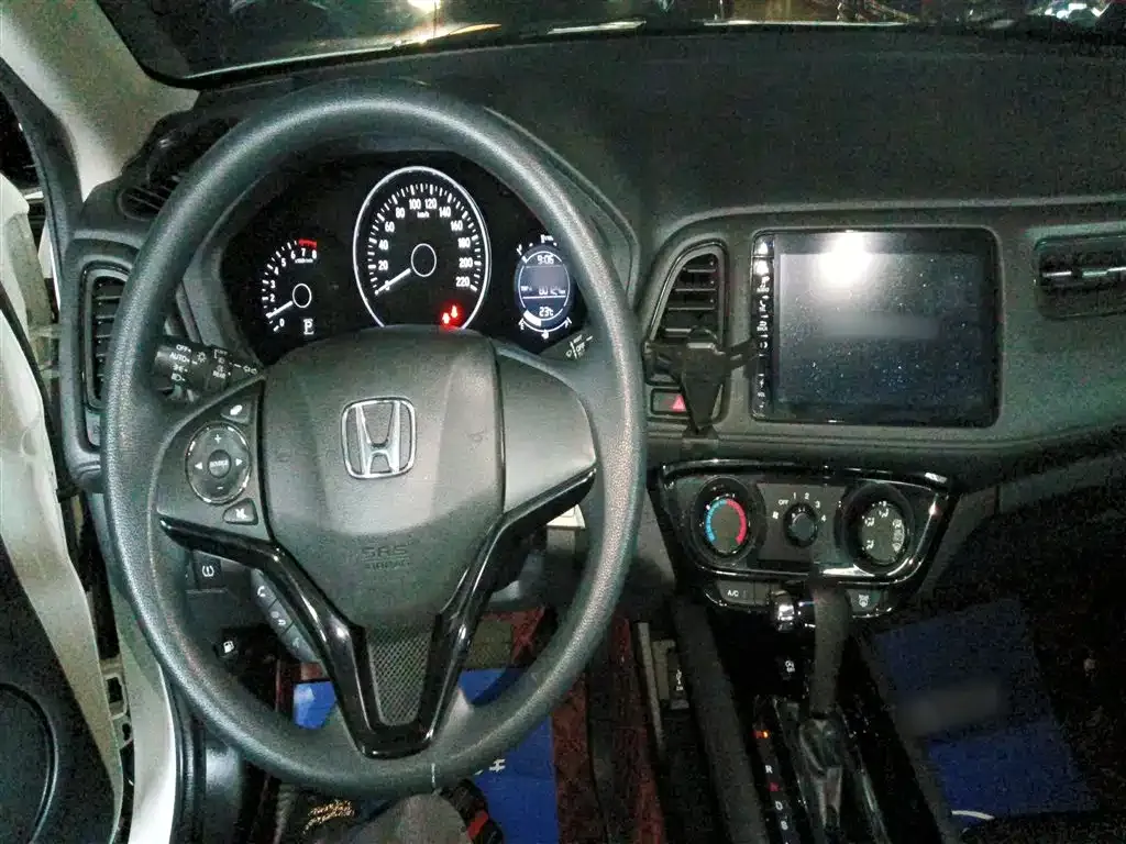 Honda Vezel 2021 из CN, фото 10