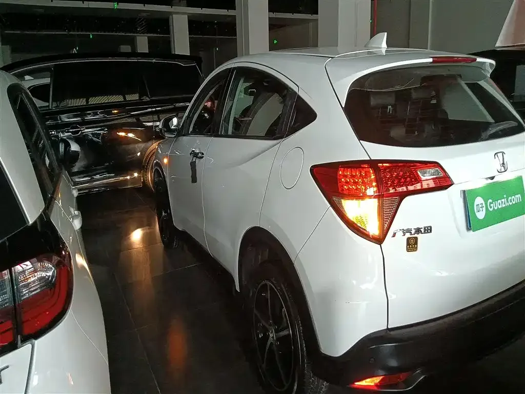 Honda Vezel 2021 из CN, фото 5