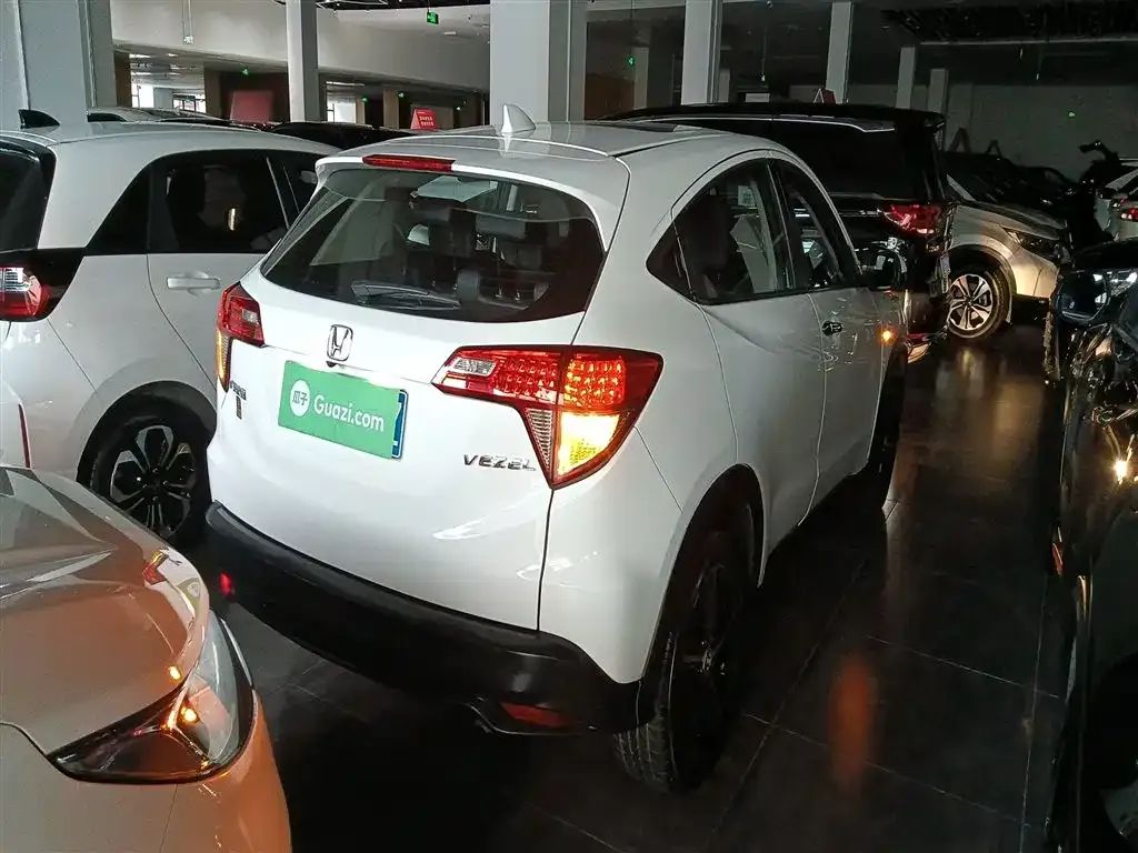 Honda Vezel 2021 из CN, фото 7