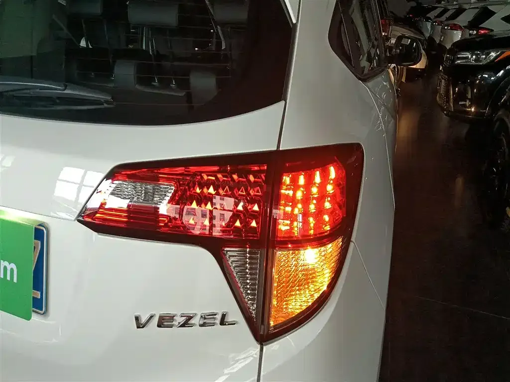 Honda Vezel 2021 из CN, фото 8