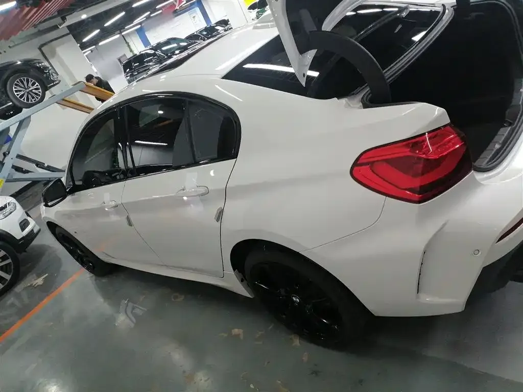 BMW 1 Series 2022 из CN, фото 6