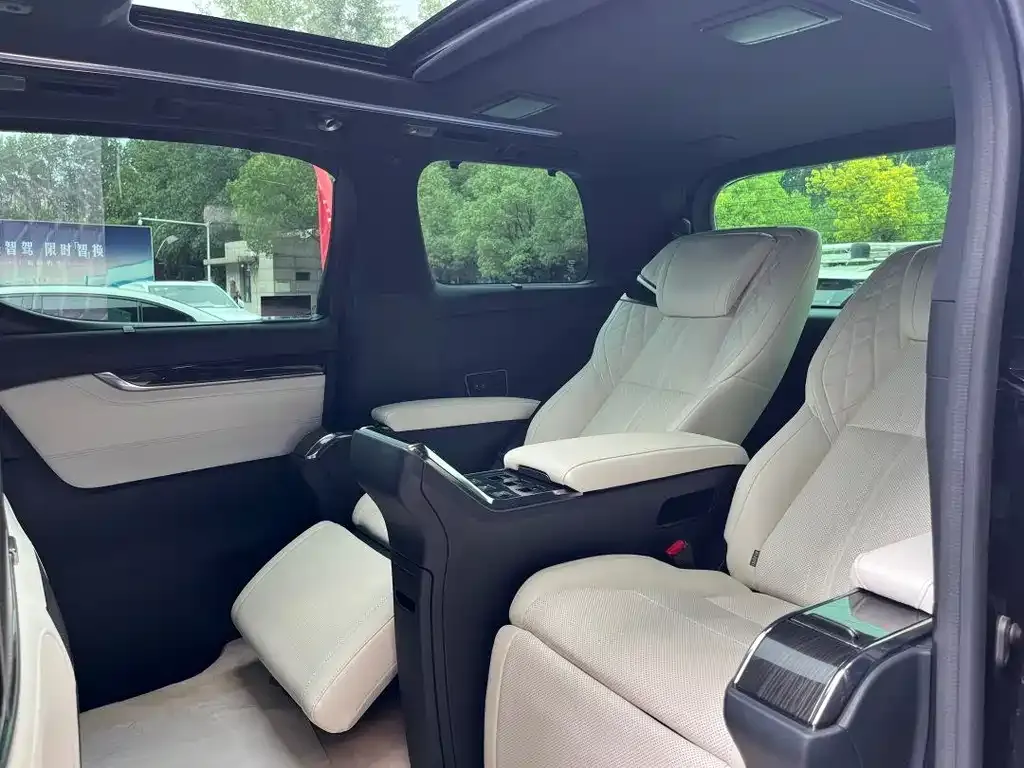 Lexus LM 2021 из CN, фото 9
