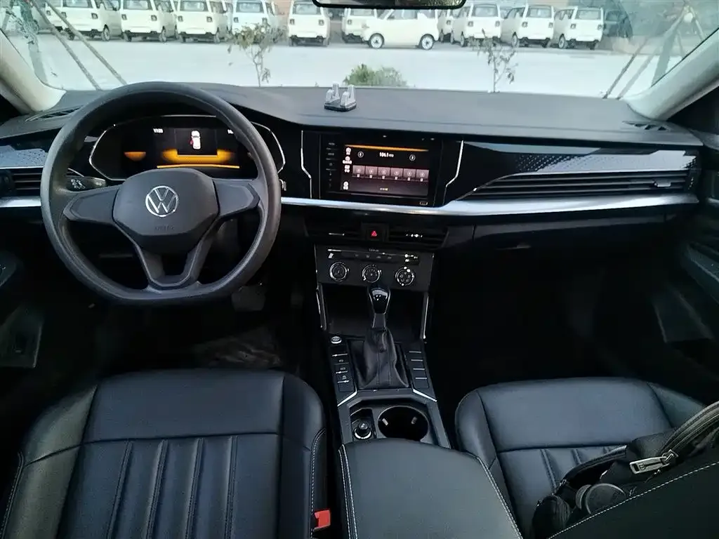 Volkswagen Passat 2022 из CN, фото 10