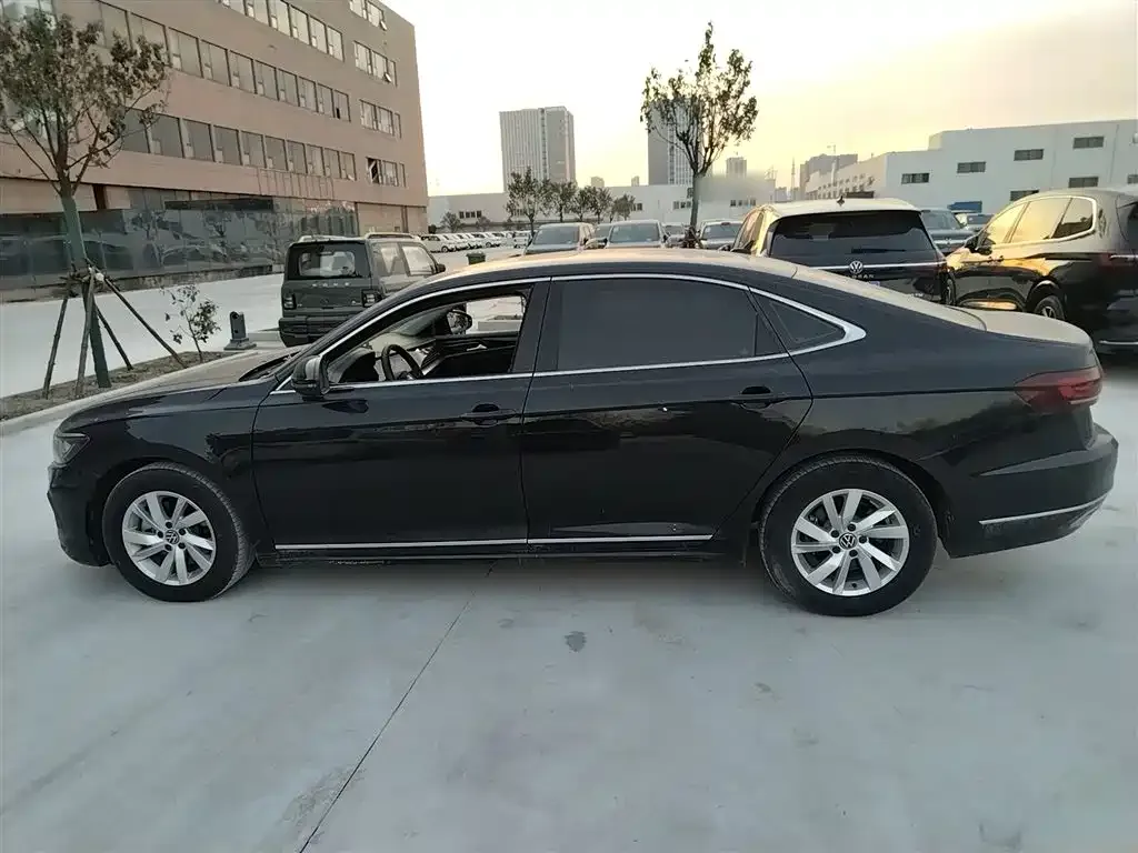 Volkswagen Passat 2022 из CN, фото 5