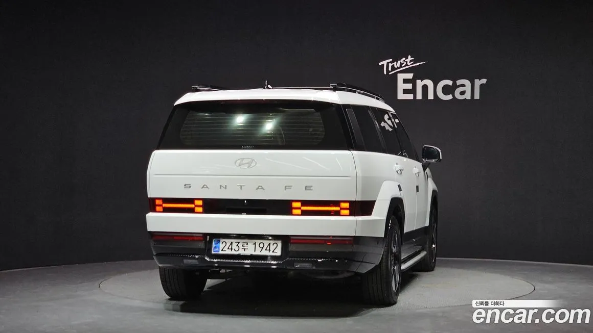 Hyundai Santafe — фото 4