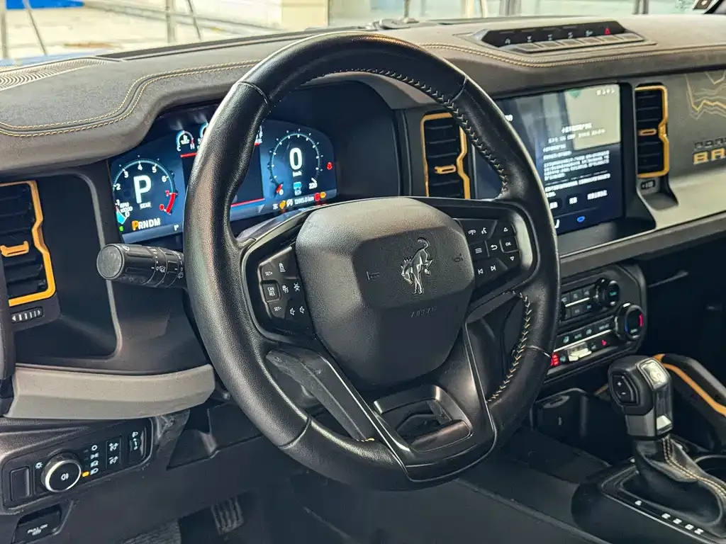 Ford Bronco 2024 из CN, фото 3