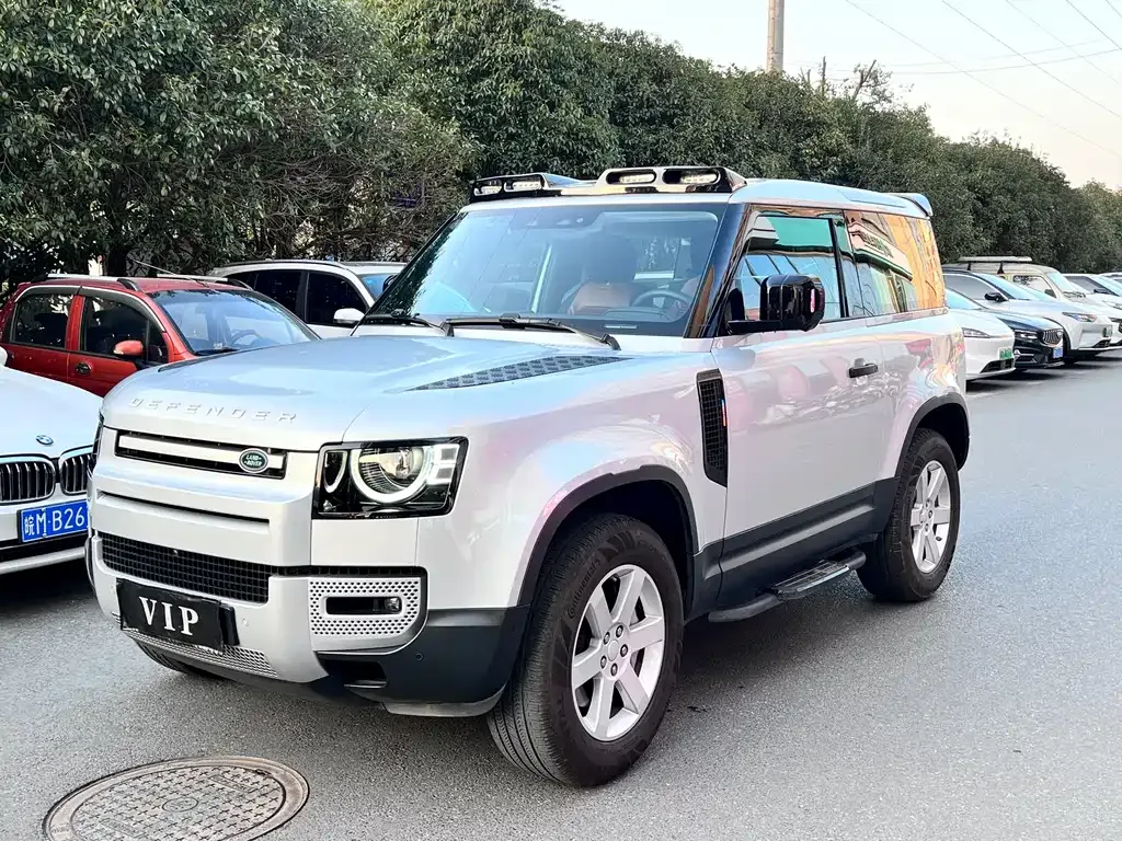 Land Rover Defender 2023 из CN, фото 1