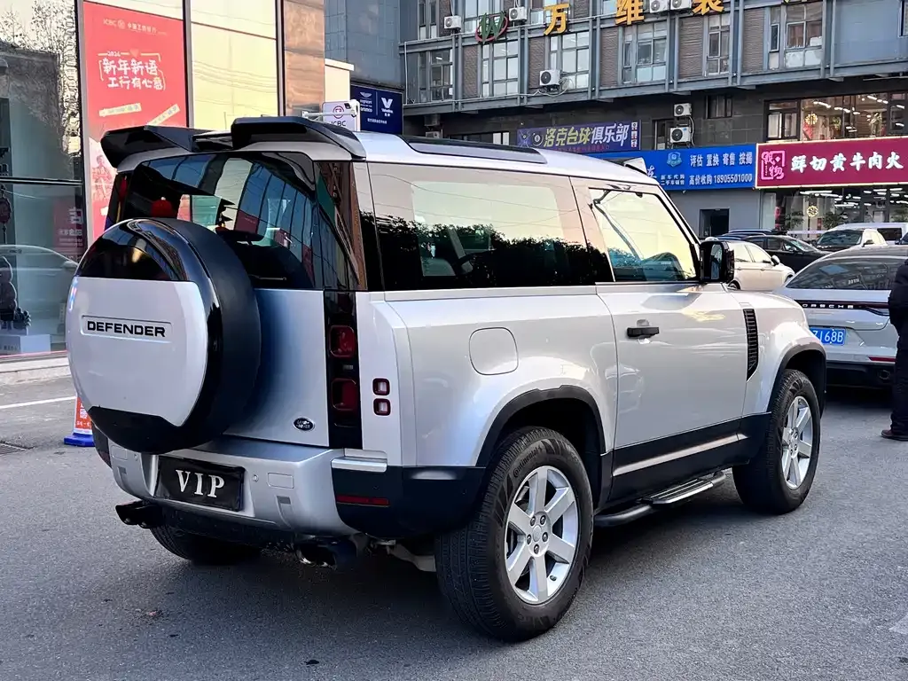 Land Rover Defender 2023 из CN, фото 4