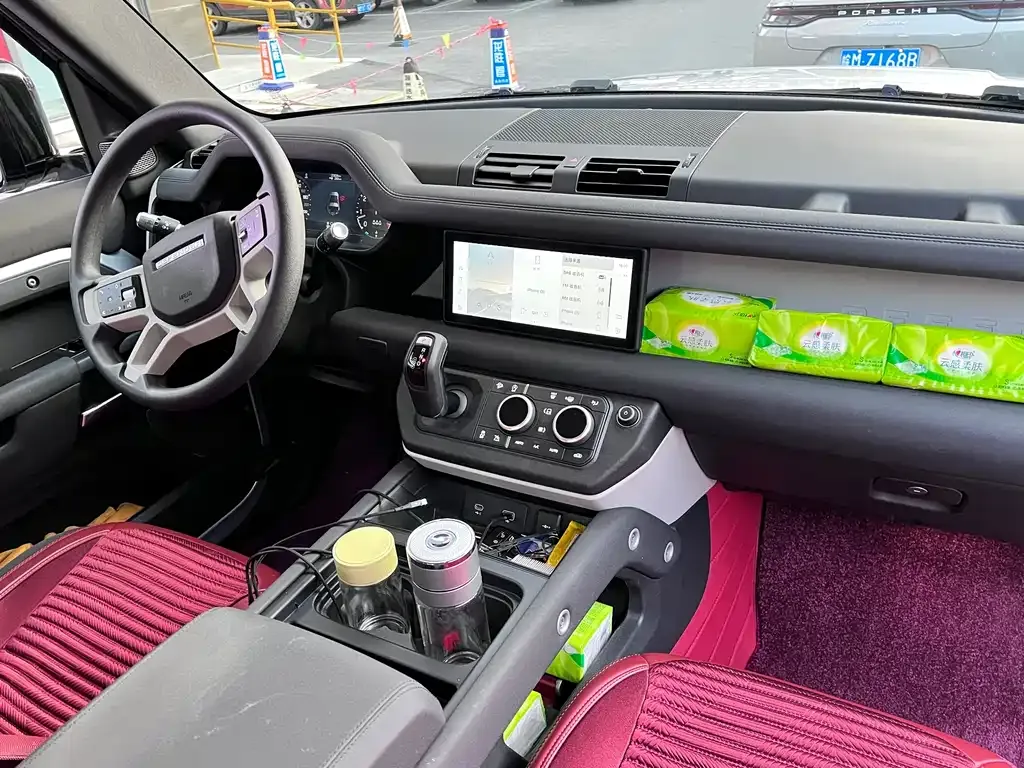 Land Rover Defender 2023 из CN, фото 8
