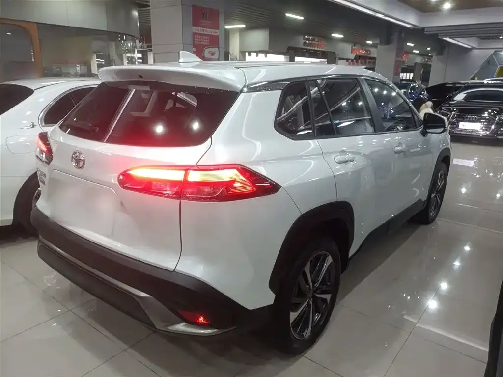 Toyota Frontlander 2022 из CN, фото 9