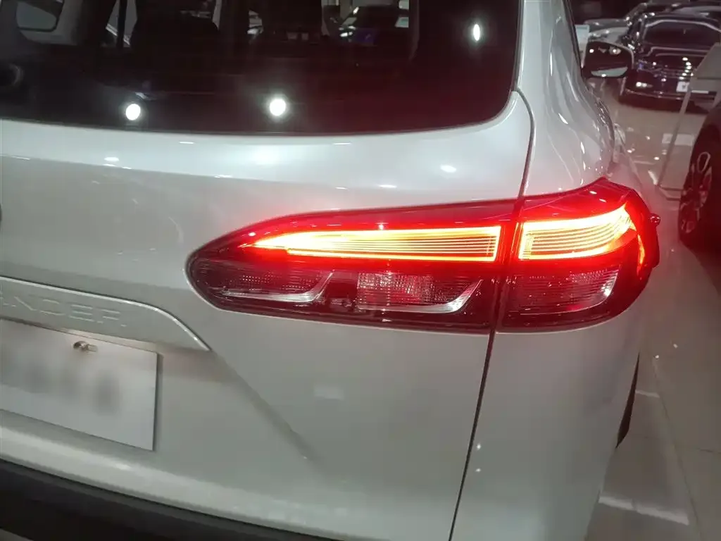 Toyota Frontlander 2022 из CN, фото 2