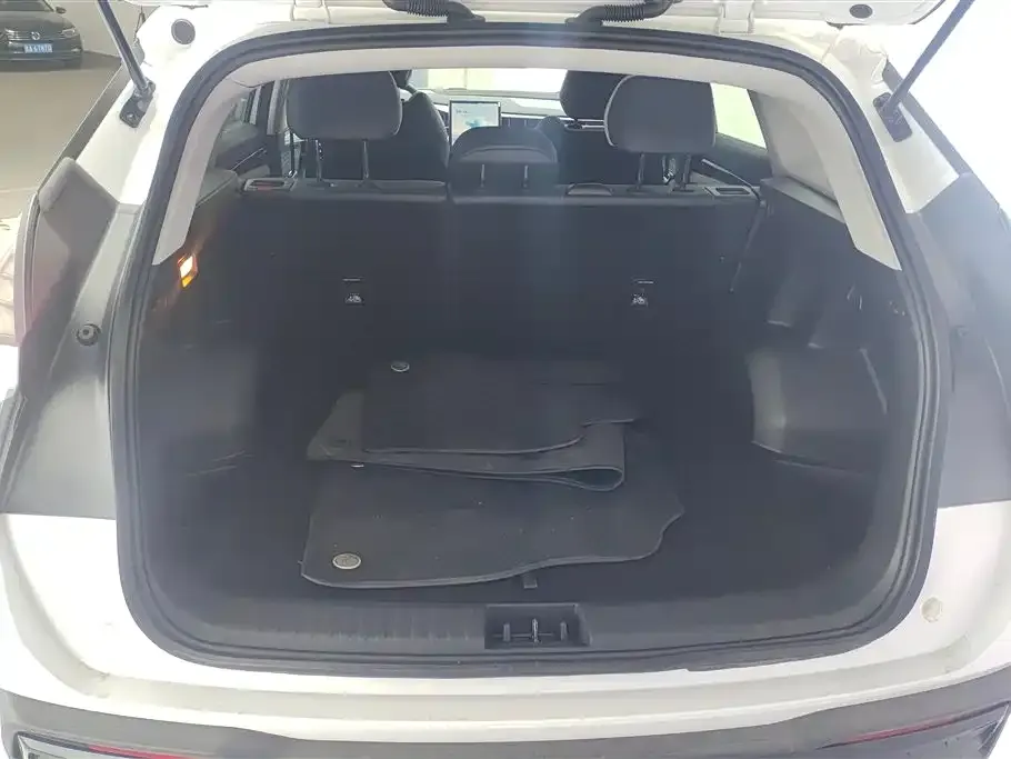 Geely Boyue L 2023 из CN, фото 5