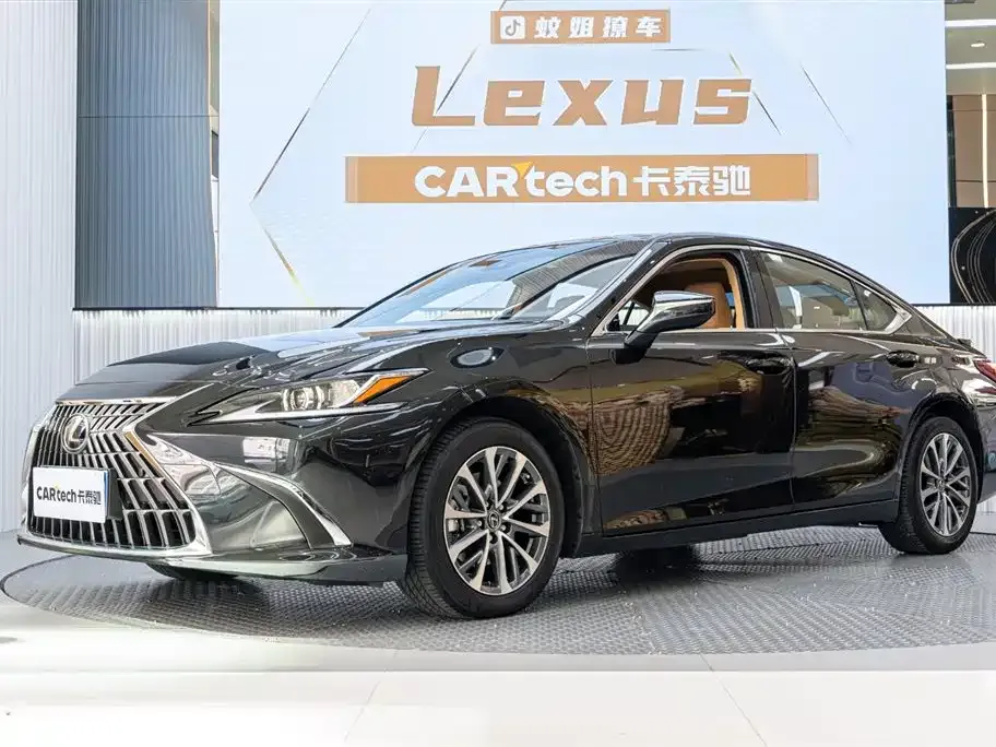 Lexus ES 2024 из CN, фото 1