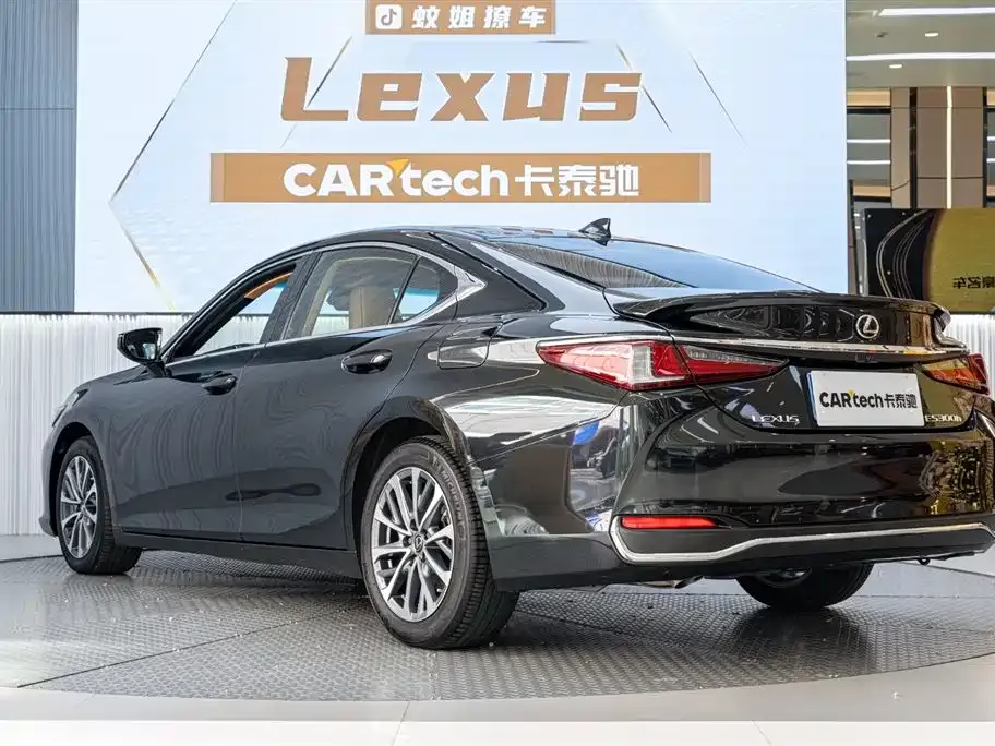 Lexus ES 2024 из CN, фото 7