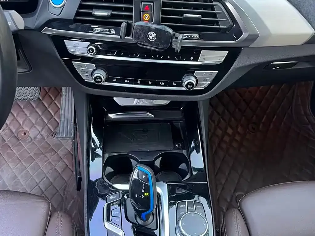 BMW iX3 2021 из CN, фото 4