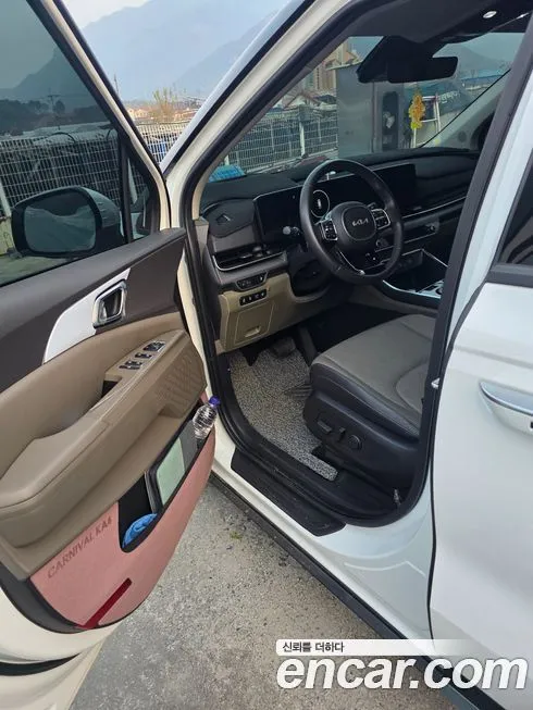 Kia Carnival — фото 7