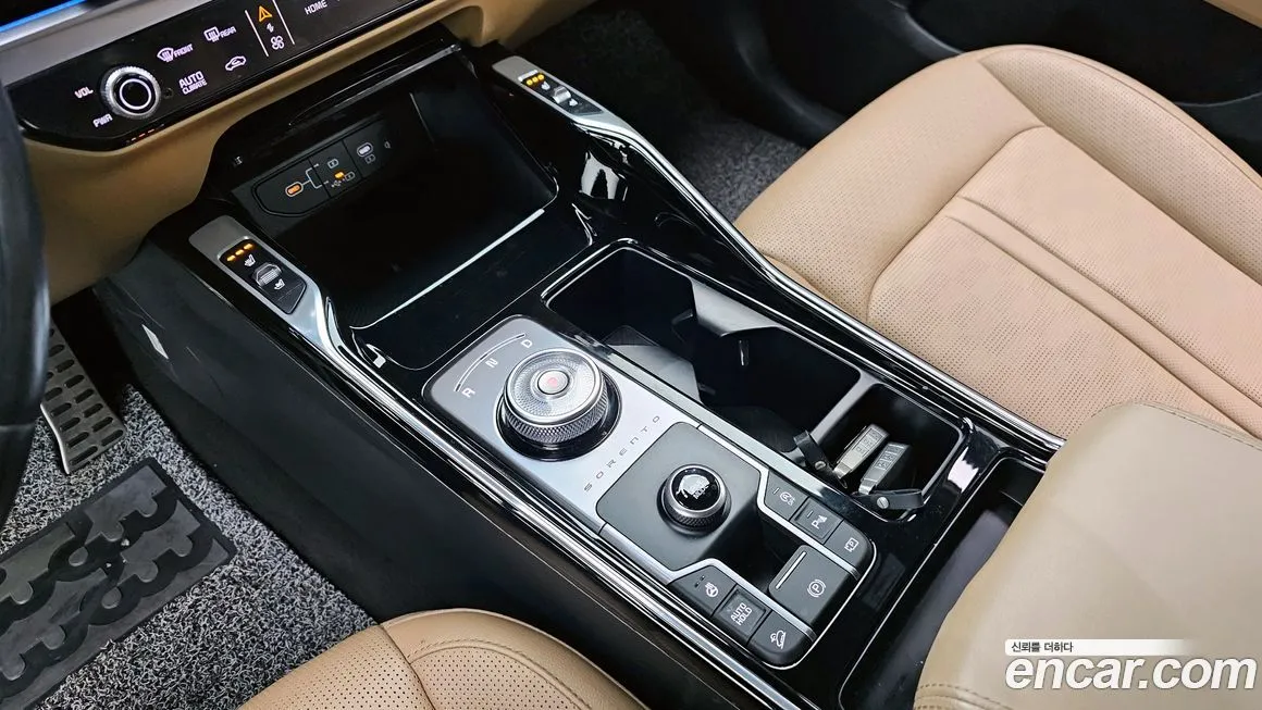Kia Sorento — фото 10