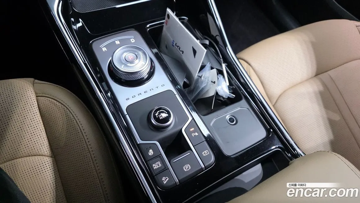 Kia Sorento — фото 9