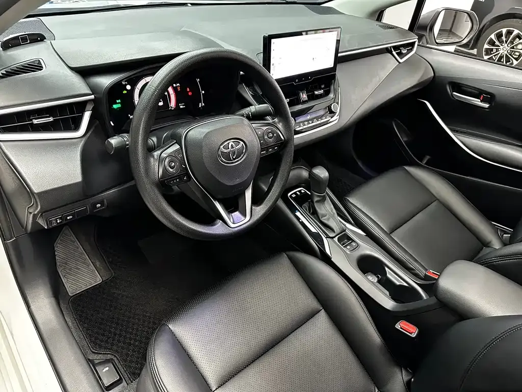 Toyota Corolla 2024 из CN, фото 8