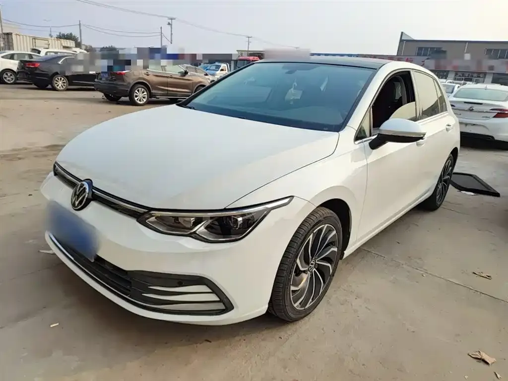 Volkswagen Golf 2021 из CN, фото 2