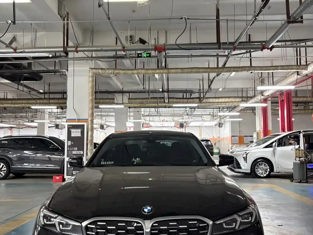 BMW 3 Series 2023 из CN, фото 3