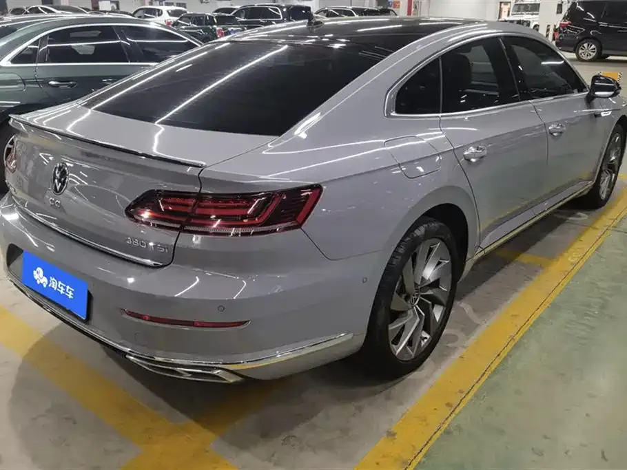 Volkswagen CC 2023 из CN, фото 9