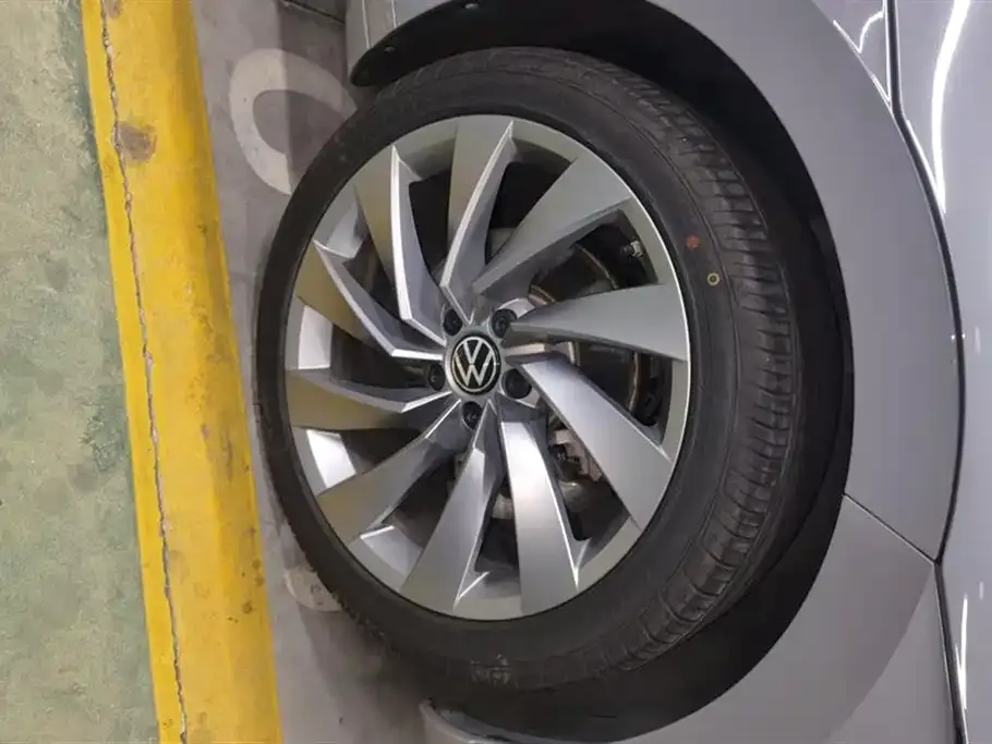 Volkswagen CC 2023 из CN, фото 3