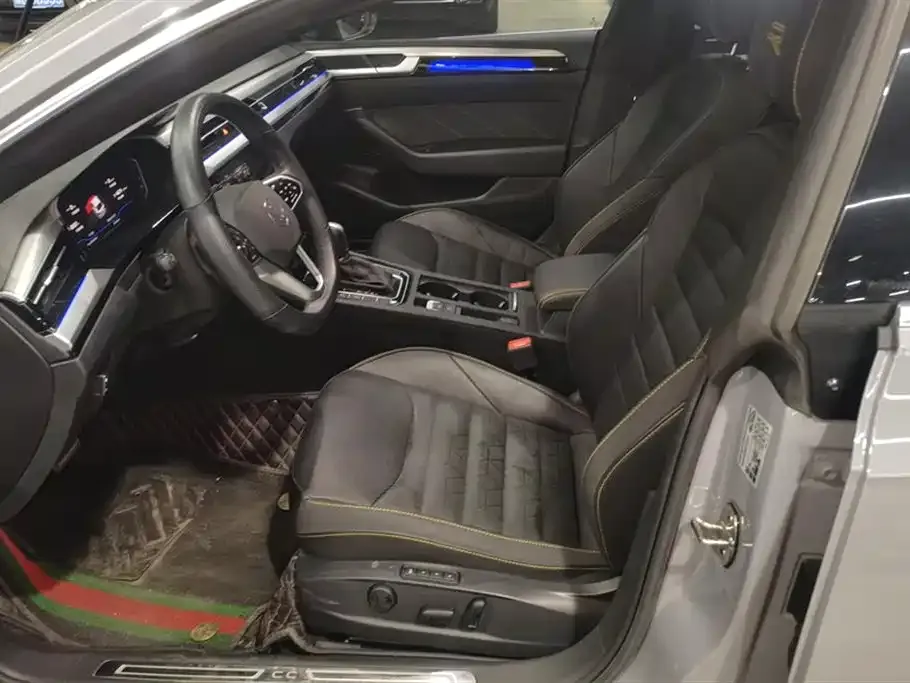 Volkswagen CC 2023 из CN, фото 5