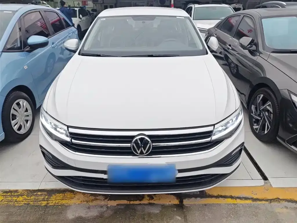 Volkswagen Bora 2024 из CN, фото 2
