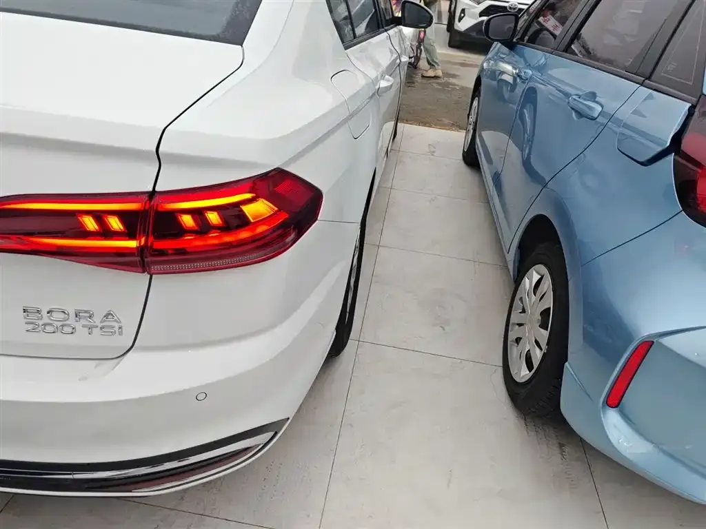 Volkswagen Bora 2024 из CN, фото 8