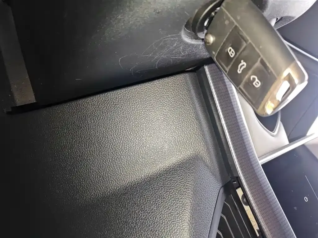 Volkswagen Bora 2024 из CN, фото 10